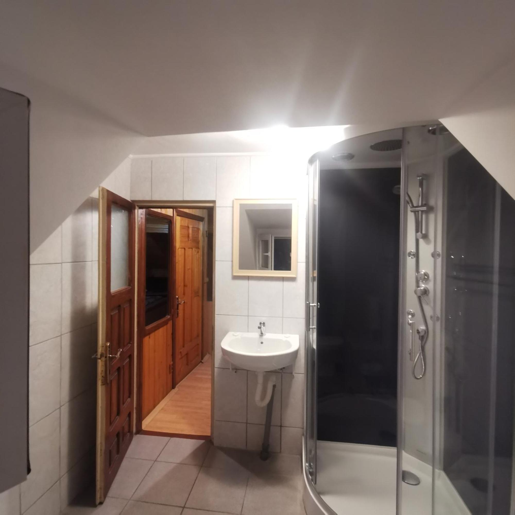 Pensiunea Fara Nume Буштени Экстерьер фото
